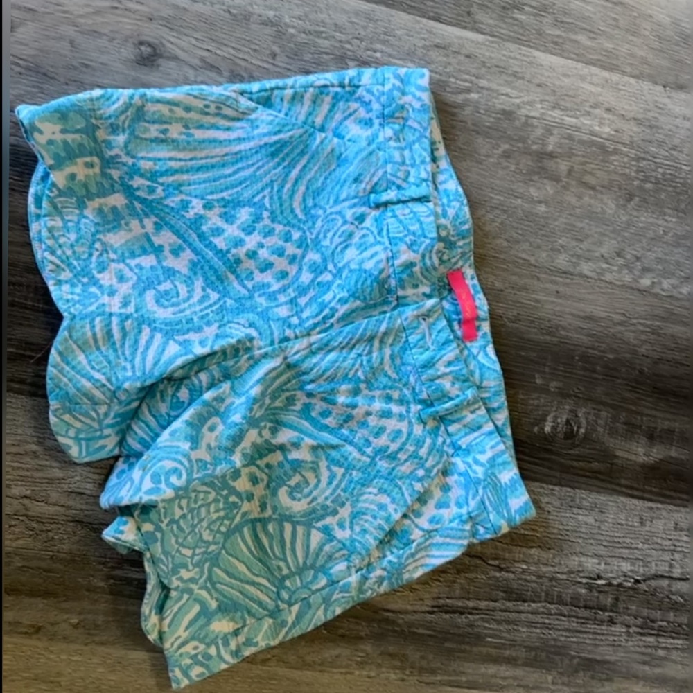 Lilly Pulitzer blue shorts